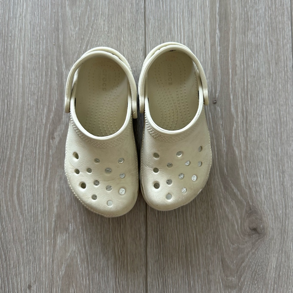 Kids Bone Crocs Clogs, Size C10